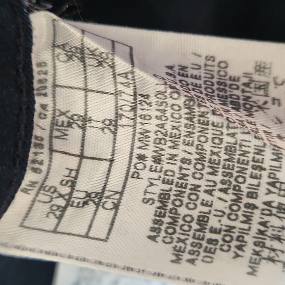 Guess Boot Cut Jeans - Picture 6 of 7